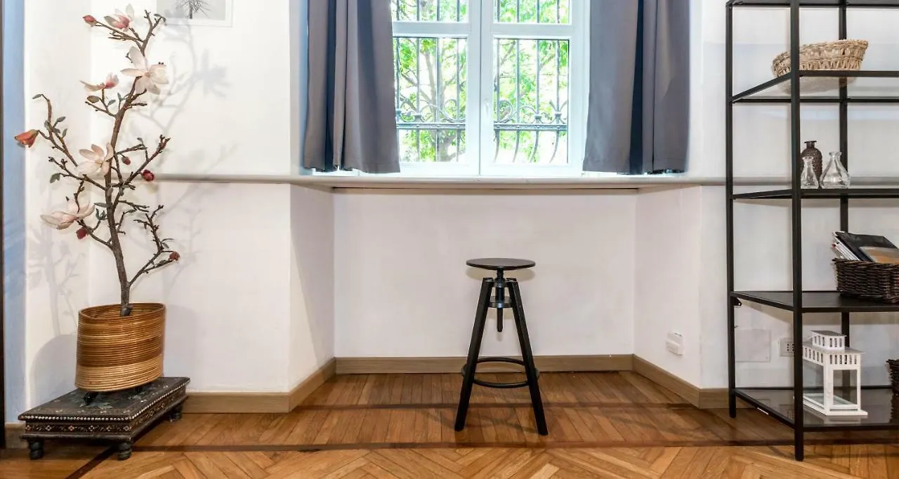 Hintown Castle Mansion Apartment Milan