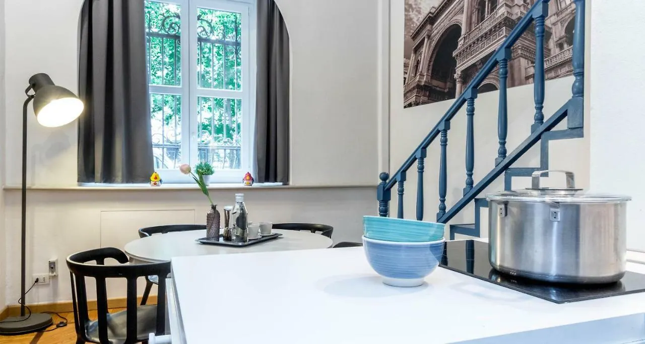 Hintown Castle Mansion Apartment Milan 0*,  Italy
