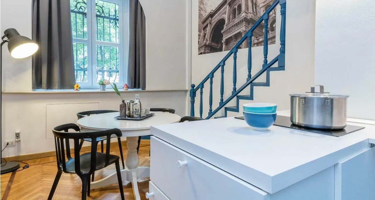 Hintown Castle Mansion Apartment Milan